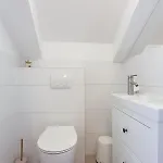 Centar 3* Makarska