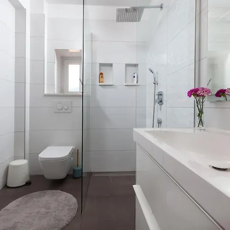 Centar بيت ضيافة 3*