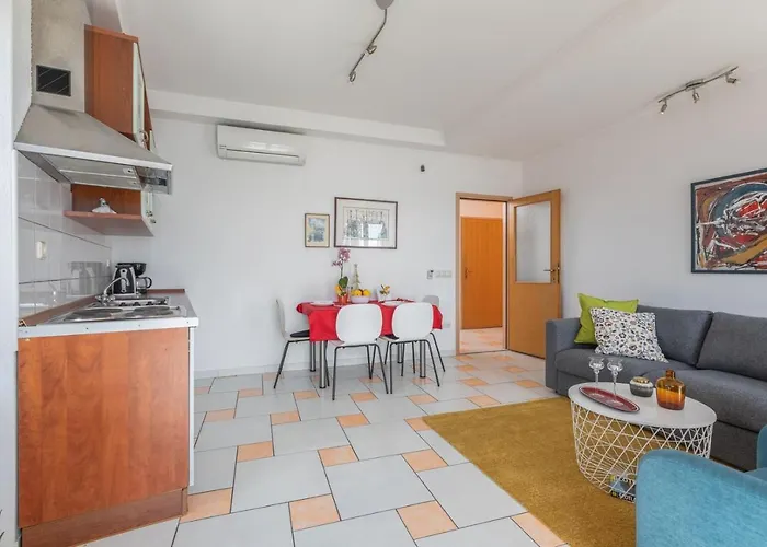 Gostinjska kuća Centar 3*